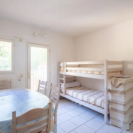 Chaleureux Avec Terrasse Et Parking Au Lavandou - Fr-1-816-2 公寓